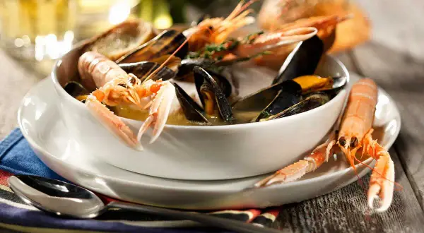 Ttoro : Recette authentique de la soupe de poisson basque