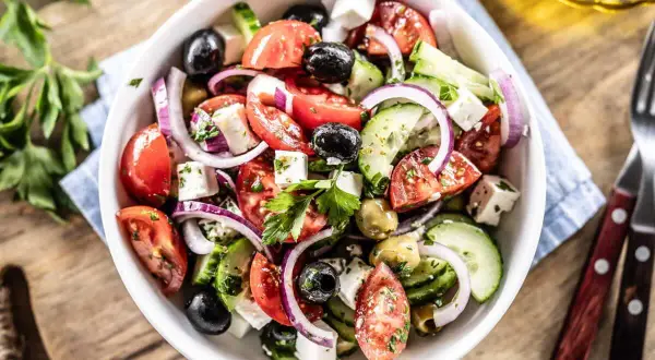 Salade de riz : calories, recettes légères et conseils minceur
