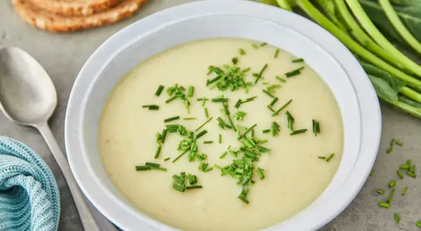 Velouté de Chou-Rave : Recette Facile & Bienfaits Santé