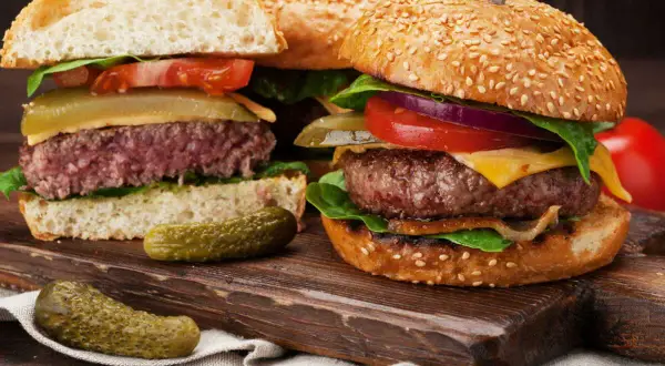 Burger Maison : Mes Recettes et Astuces de Chef pour un Plat Parfait