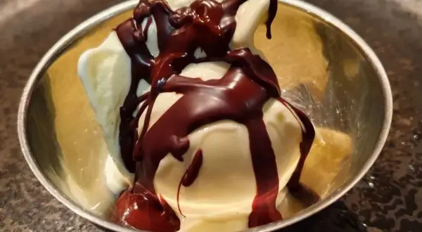 Dame Blanche : Recette facile, histoire et variations du dessert iconique