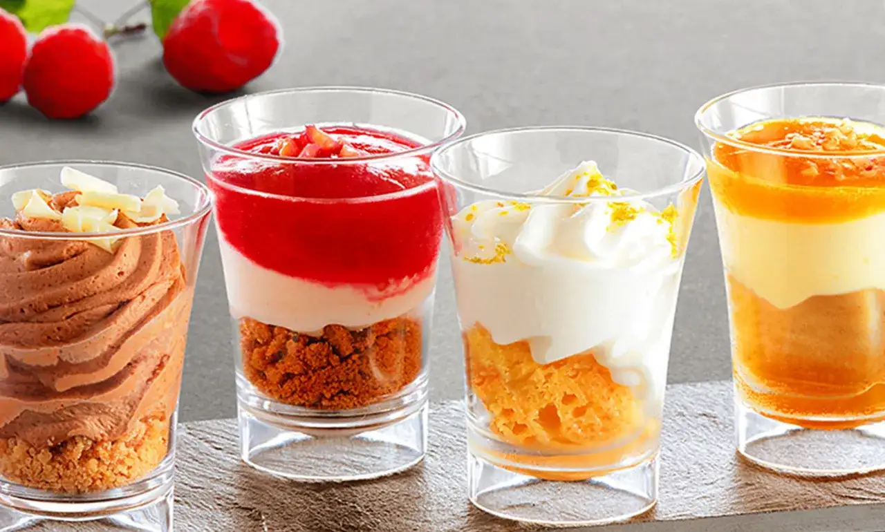 Différents types de verres pour verrines desserts